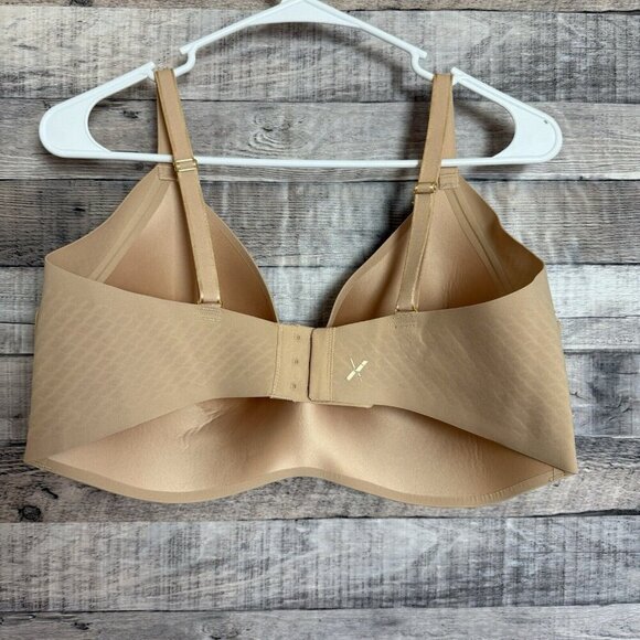 Knix Wing Woman Nude Contour Bra Women’s Size 8 Full coverage Wirefree Bra - Picture 2 of 7